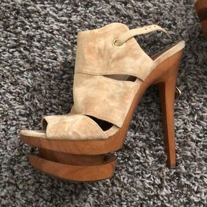 Jessica Simpson Heels!